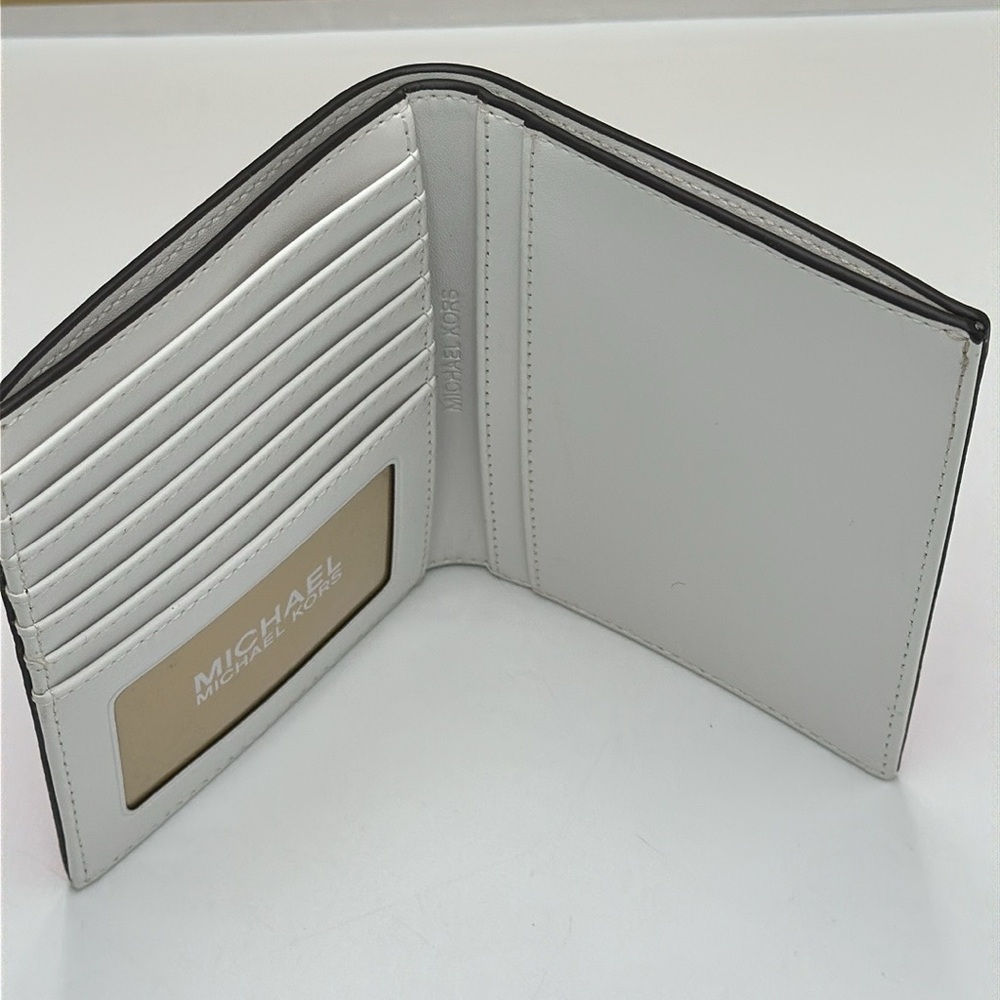 Michael Kors Jet Set Travel Medium Embellished Signature Logo Passport Case -Hol - Picture 4 of 11